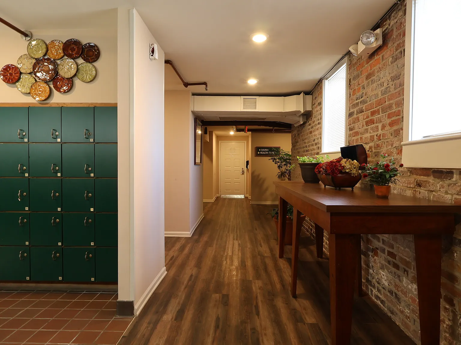 Lofts at Greensborough Court — Photo 2