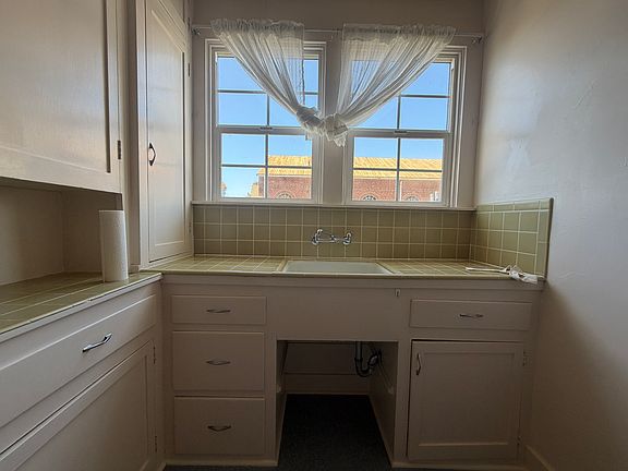 4th image of 2030 Ashby Ave APT 3