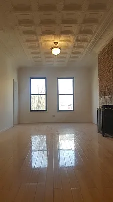 Rented by Urban Realty NYC | media 25