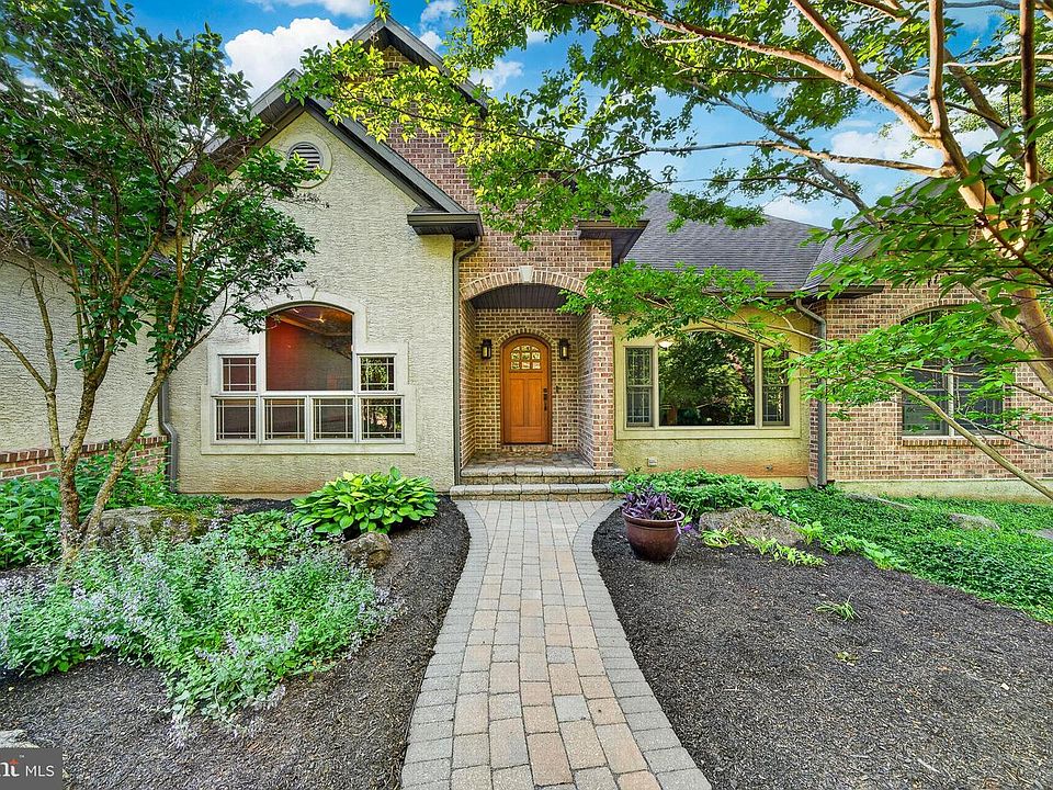 1st image of 593 Gerloff Rd
