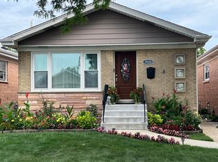 7528 W Argyle St, Schiller Park, IL 60706