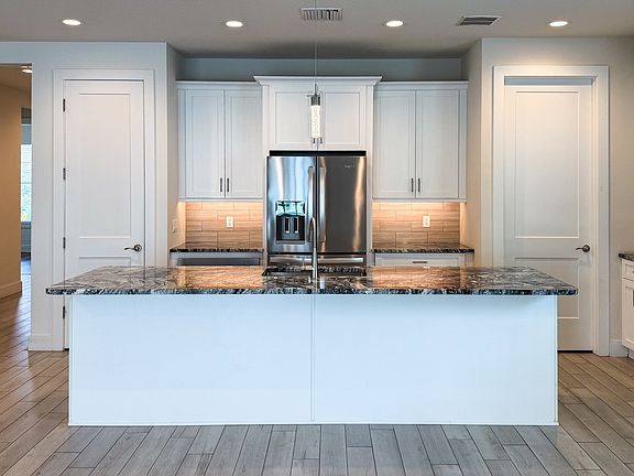 5th image of 2065 Paragon Cir W