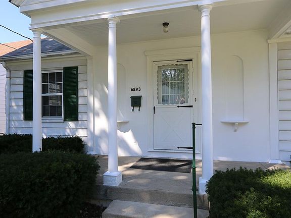 2nd image of 6893 Somerset Dr