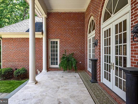 5th image of 84 Rock Hall Farm Ln