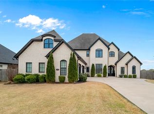 4713 W Persimmon St, Fayetteville, AR 72704