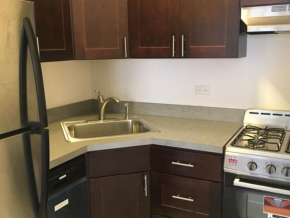 1st image of 2351 W Wilson Ave APT 311