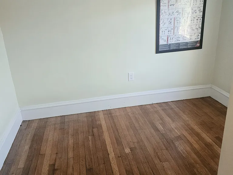 348 Centre St #2A — Photo 9
