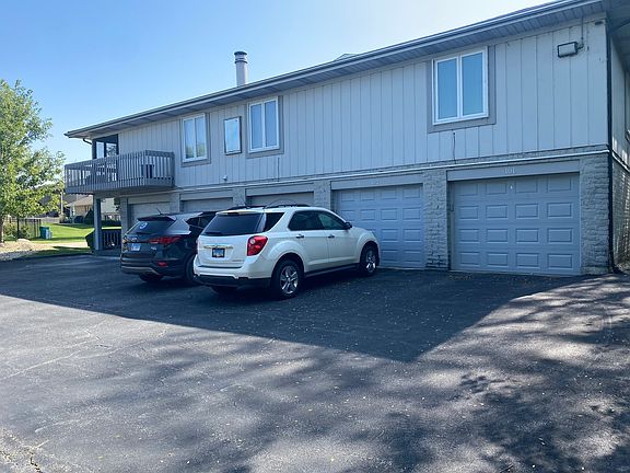 2nd image of 15700 86th Ave Unit 103