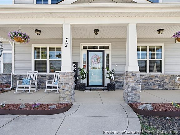 4th image of 72 Countryside Dr