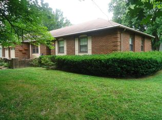 807 N Indiana Ave, Salem, IL 62881