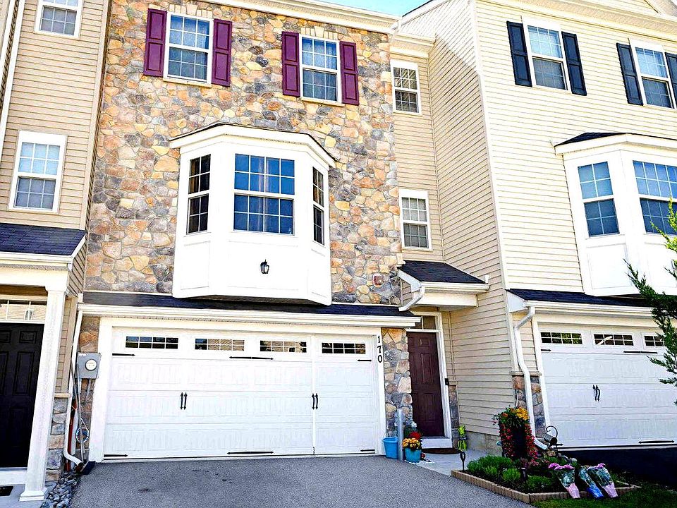 1st image of 170 Graystone Dr