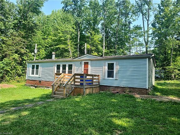 4th image of 2949 Greystone Dr