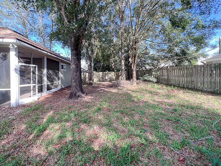 7509 SW 86th Way — Photo 35
