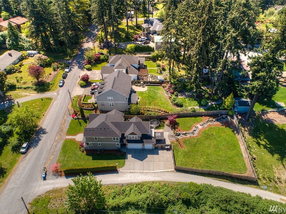 1st image of 4006 102nd Ave E