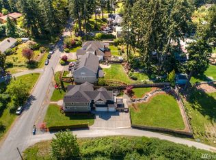 4006 102nd Ave E, Edgewood, WA 98371