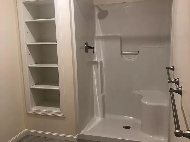 1st floor main bedroom bathroom