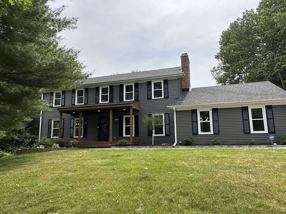 1st image of 609 Mesa Ct #609
