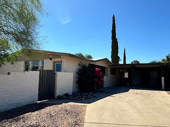 3rd image of 8511 E Desert Steppes Dr