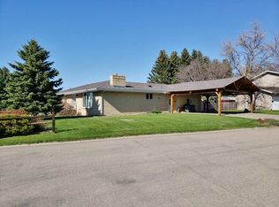 1103 Unique Dr, Rugby, ND 58368