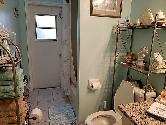 5th image of 2509 SE Mariposa Ave