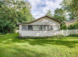 10984 E Bluebird Ave, Walkerton, IN 46574