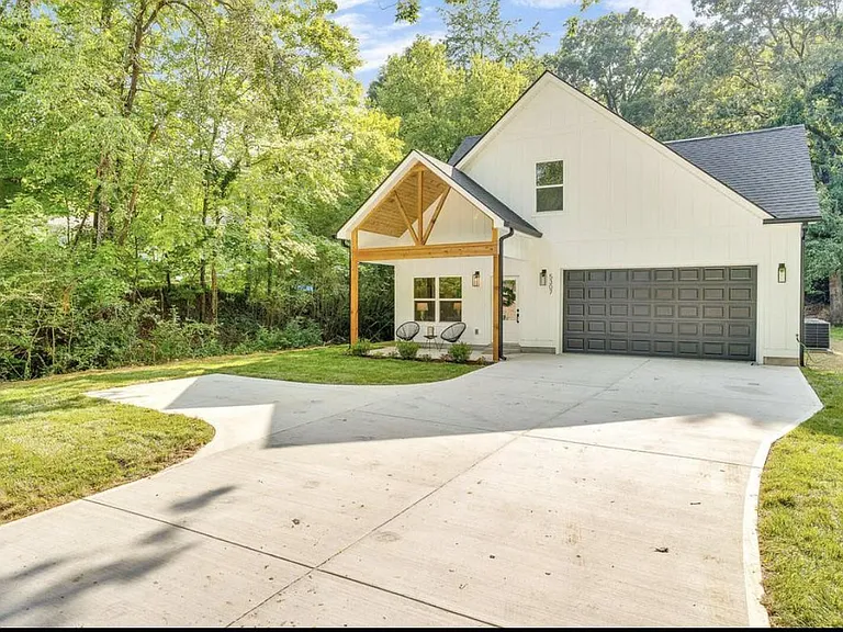 5307 Delashmitt Rd — Photo 3