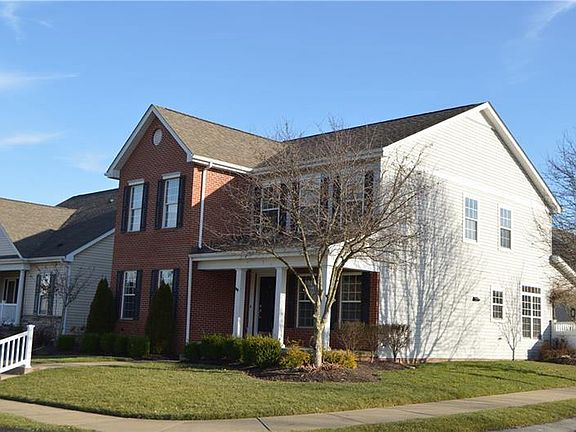 2nd image of 115 Clubhouse Dr