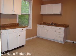 1330 Esplanade Ave, Davenport, IA 52803