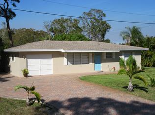 606 8th Pl, Vero Beach, FL 32960