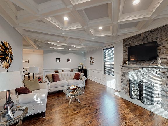 4th image of 511 Franklin Ave
