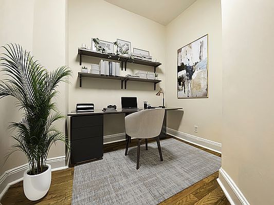 4th image of 216 W 108th St #2