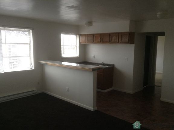 2nd image of 2880 Harrison Ave APT 8