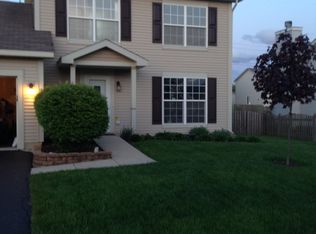 375 Deering Ln, Bolingbrook, IL 60440