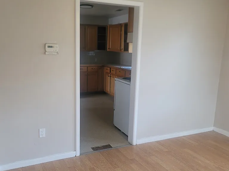 3208 Leeds St — Photo 6