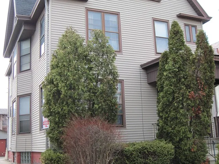 2609-11 N. Maryland Ave. — Photo 21