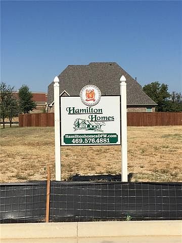 1st image of 305 Nora Ln