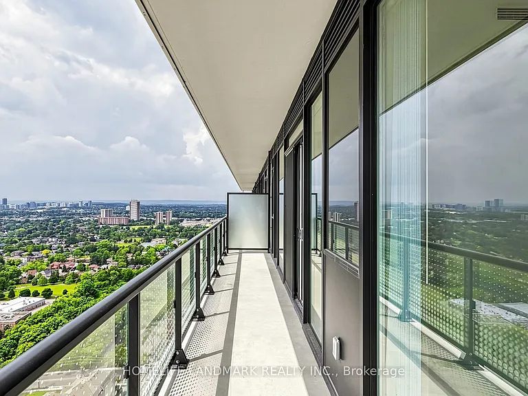 5858 Yonge St #LPH25 — Photo 20