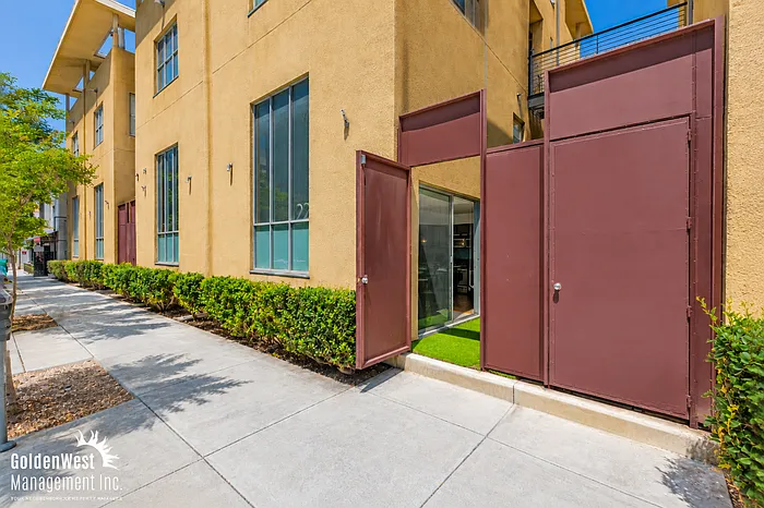 1 bed, 1.0 bath, 650 sqft, $2,500 — Photo 3