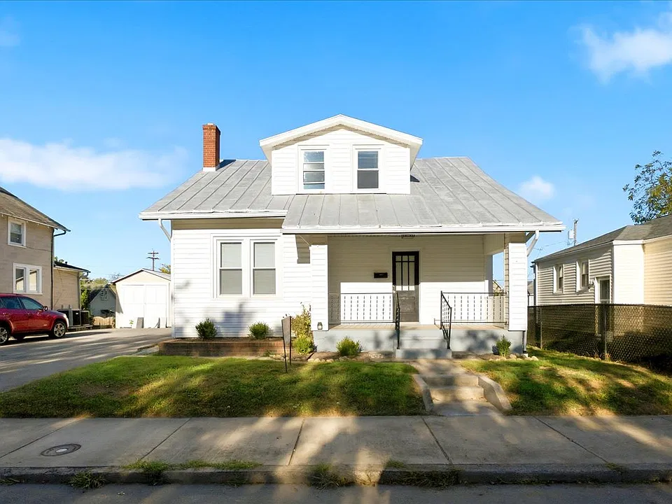 143 S Purcell Ave