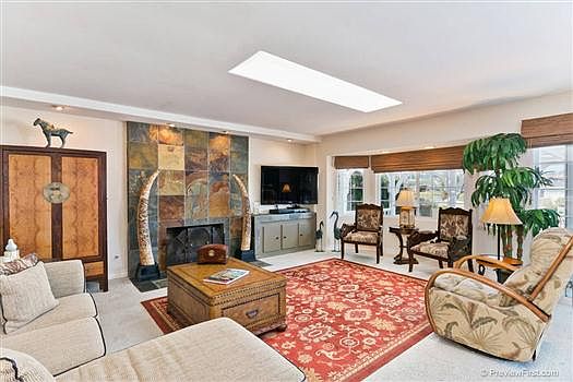 5th image of 1448 La Loma Dr