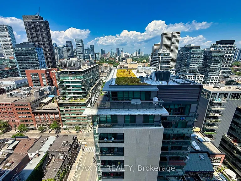 180 Front St E #2212 — Photo 29