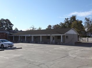 703 W 3rd St, Pembroke, NC 28372