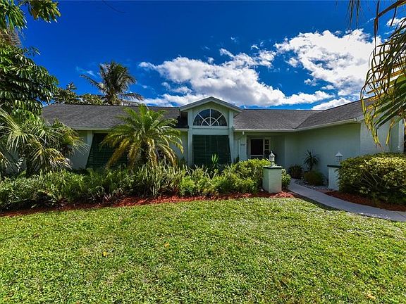 2nd image of 3247 NE Kapok Ct