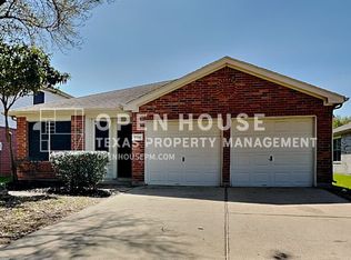 10219 E Summit Canyon Dr, Houston, TX 77095