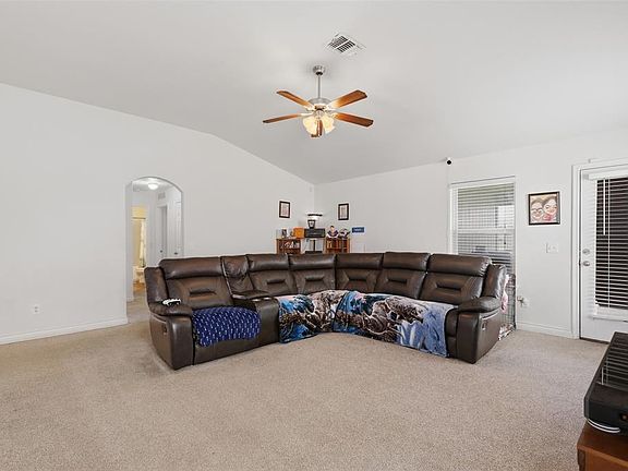5th image of 18205 Piedra Dr
