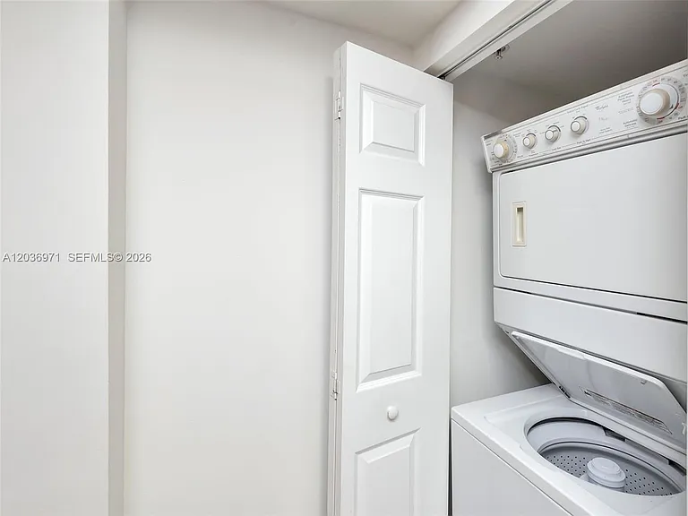 3232 SW 22nd St #1606 — Photo 8