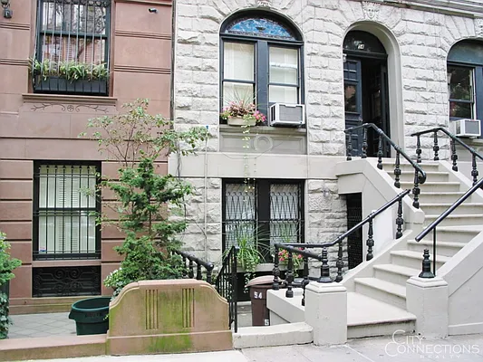 Rented by City Connections Realty | media 28