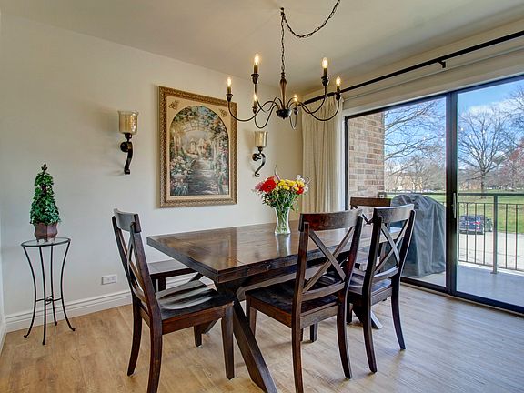 4th image of 301 Lake Hinsdale Dr APT 210