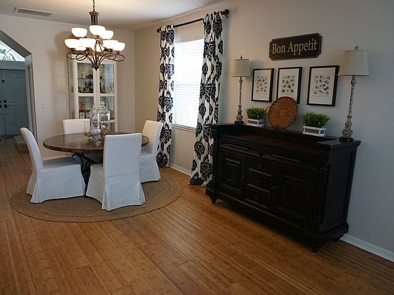 4th image of 25873 Pebblecreek Dr
