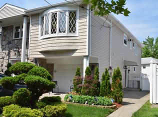 20 Freedom Ave, Staten Island, NY 10314
